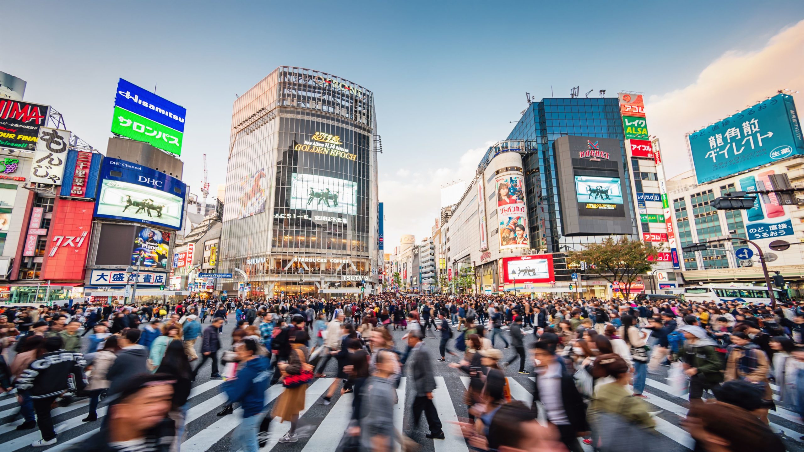 LEDビジョン広告の設置・出稿に興味がある！種類やメリットを紹介 アビックス株式会社